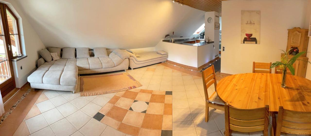 Geraeumiges Maisonette Apartment トートモース エクステリア 写真
