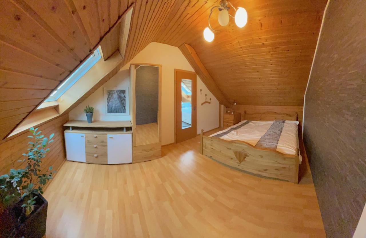 Geraeumiges Maisonette Apartment トートモース エクステリア 写真